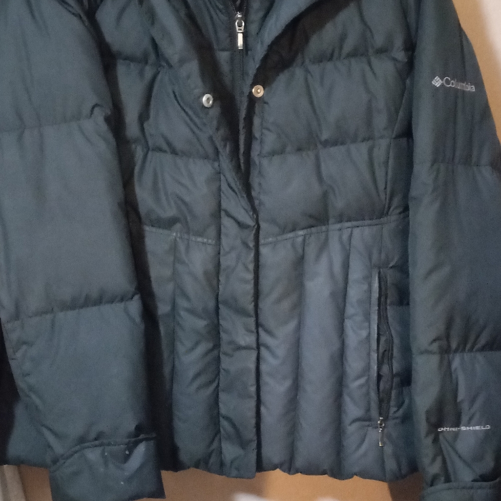 COPY - Columbia puffer coat